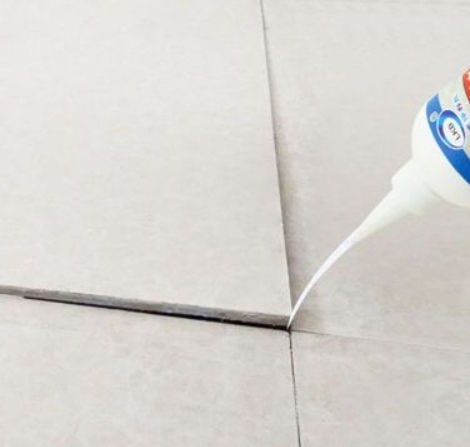 南京市瓷砖空鼓维修公司分享卫生间瓷砖脱落的原因可能有以下几点